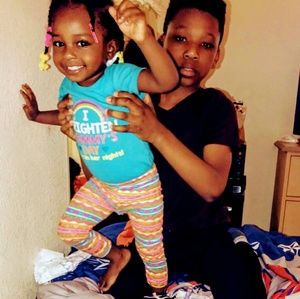 Meet your Posher, Carlos